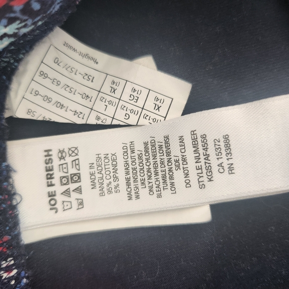 Flower Joe Fresh kid shorts - Picture 2 of 4